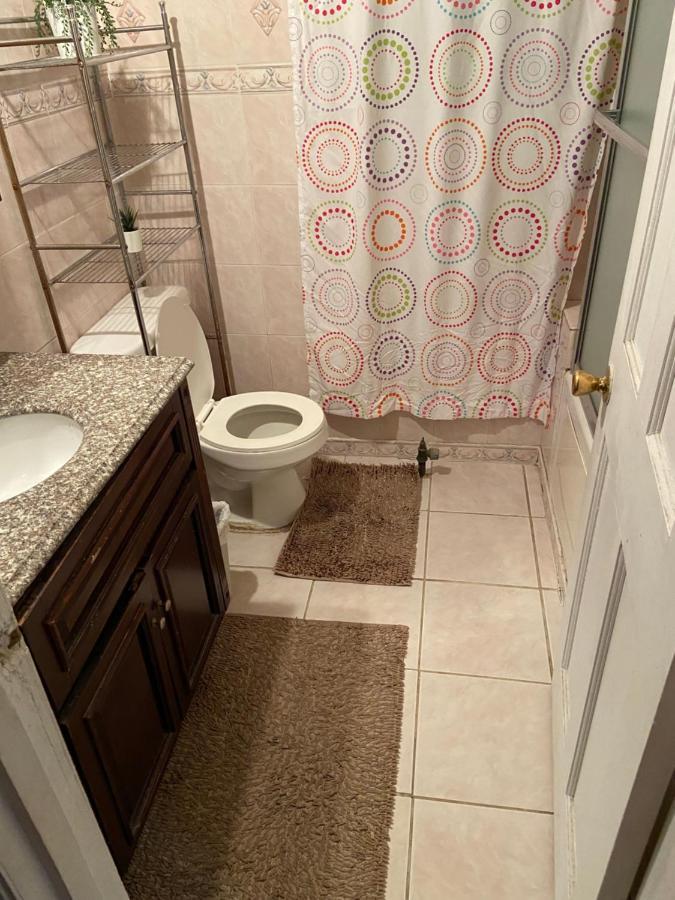 A Lavish Room In Queens New York Exterior foto
